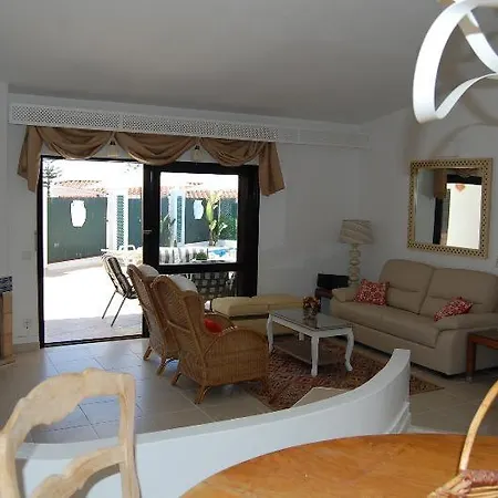 2, Great Spot Oura Beach, * Albufeira