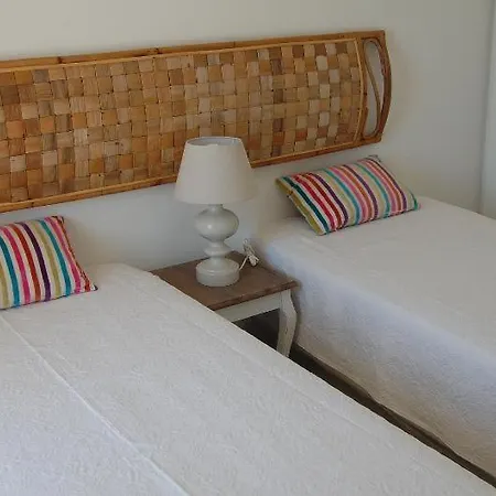 2, Cozy On Oura Beach,